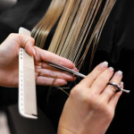 Wie Sie den richtigen Friseursalon für Ihren Haarschnitt auswählen Wie Sie den richtigen Friseursalon für Ihren Haarschnitt auswählen